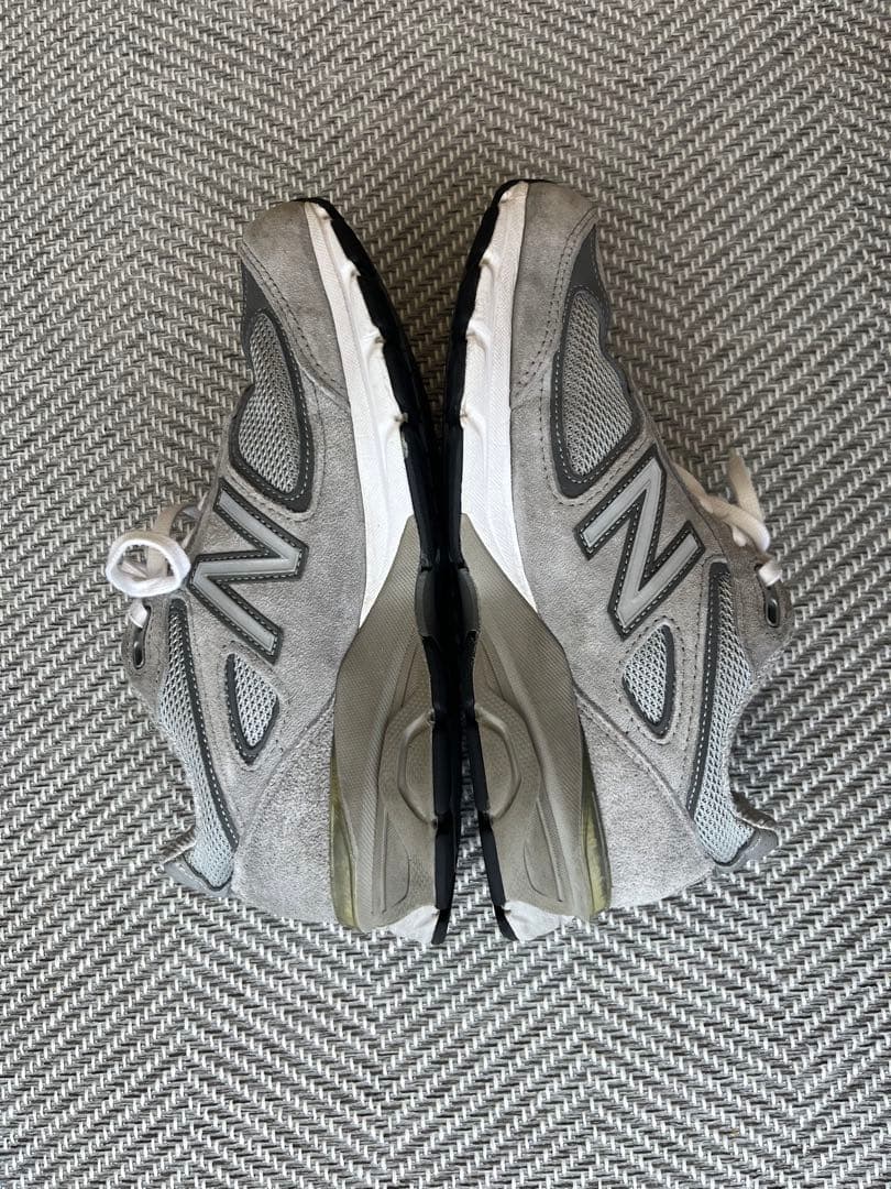 New Balance Sneakers 990V4