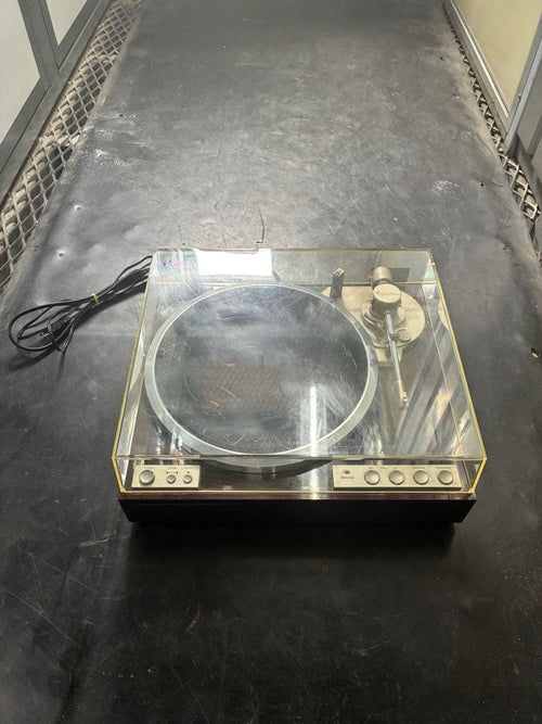 Victor Record Players (Turntables) Ql-Y44F