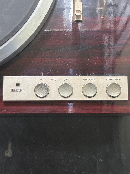 Victor Record Players (Turntables) Ql-Y44F