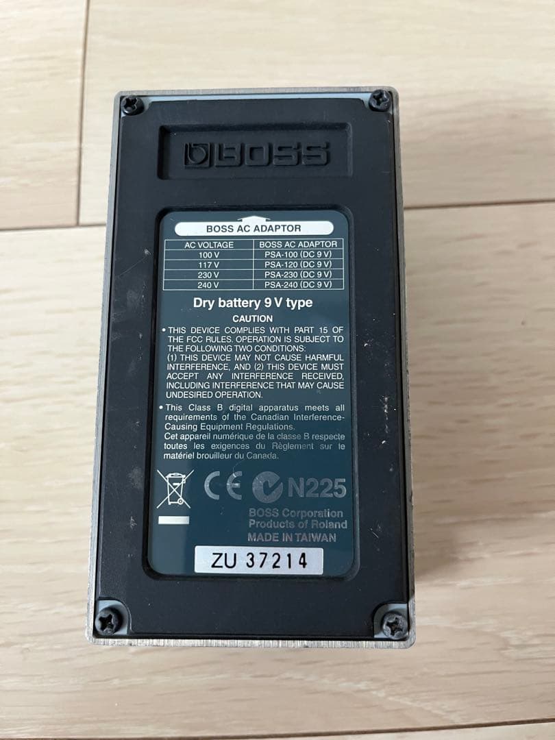 Boss Base Effector Syb-5
