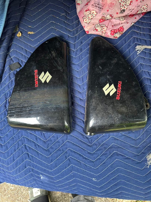 Suzuki Side Covers Gs400