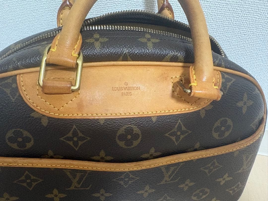 Louis Vuitton Handbag