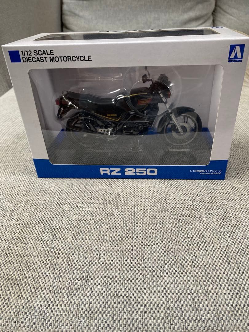 Motorcycles 1/12 Yamaha Rz250