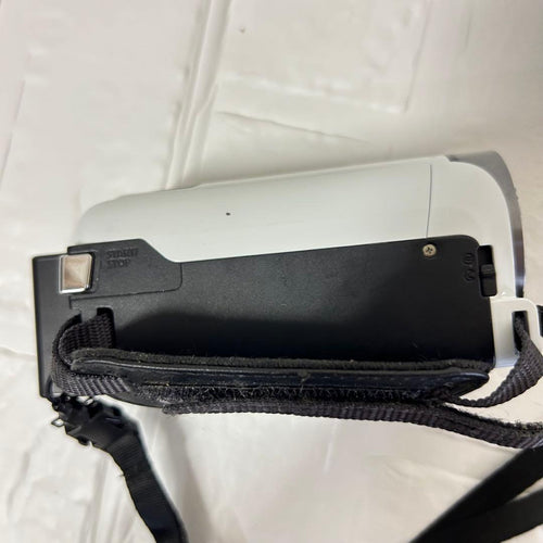 Canon Video Cameras Ivis Hf R700