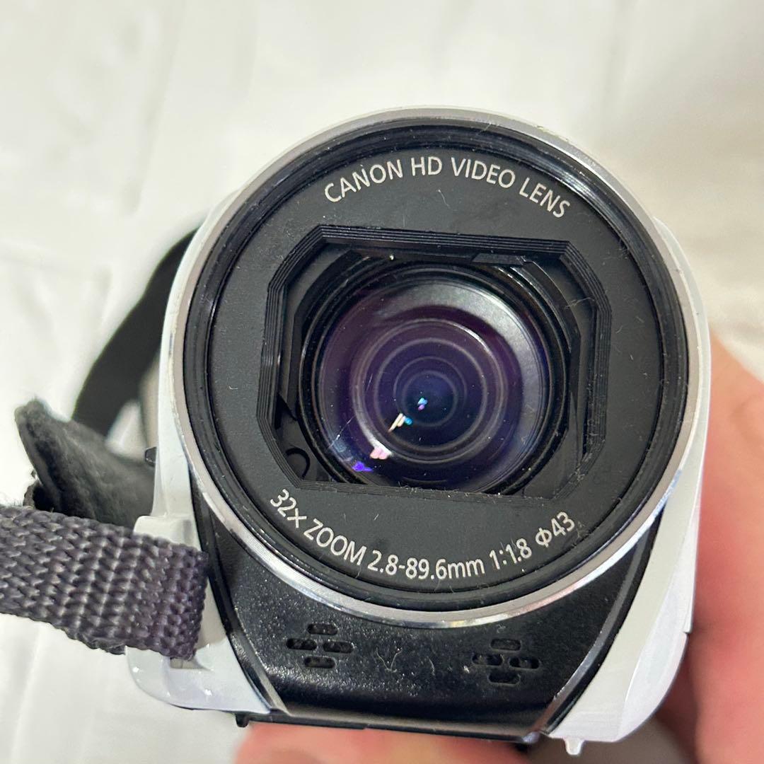 Canon Video Cameras Ivis Hf R700