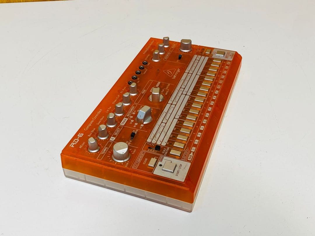 Behringer Rhythm Machine Rd-6