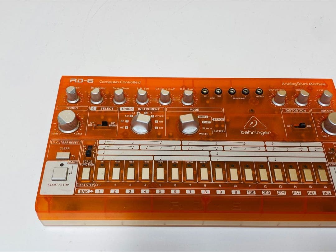 Behringer Rhythm Machine Rd-6