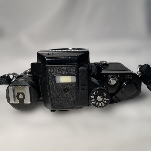 Nikon Slr Camera (Film) F2
