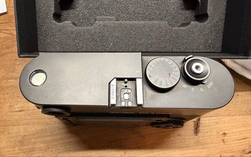Leica Rangefinder Digital Cameras M8 Ccd