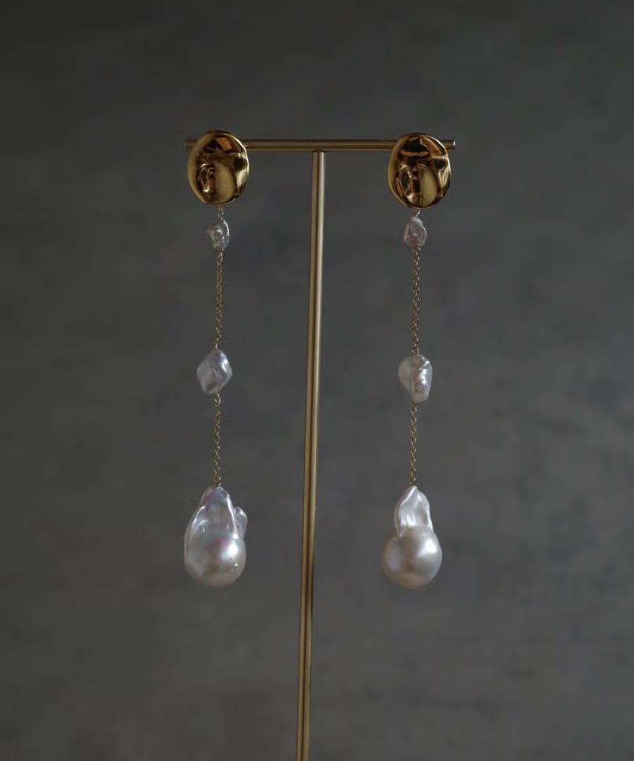 Earrings (For Both Ears) Lipsalis Spill