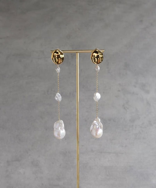 Earrings (For Both Ears) Lipsalis Spill