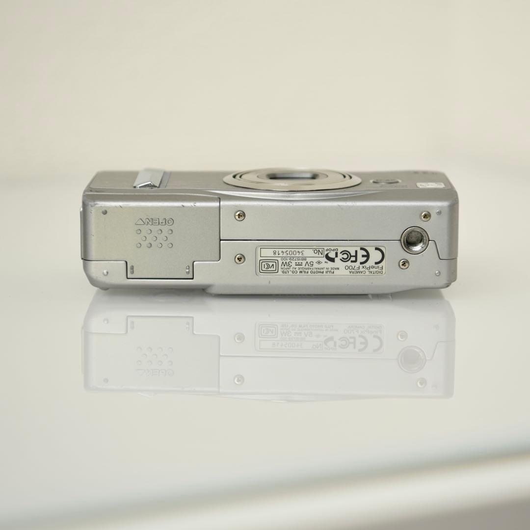 Fujifilm Compact Digital Cameras Finepix F700