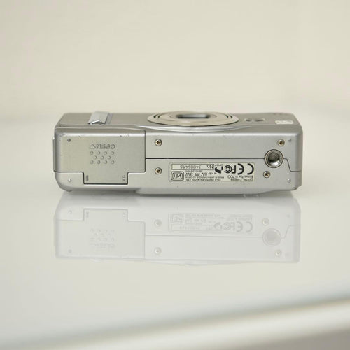 Fujifilm Compact Digital Cameras Finepix F700