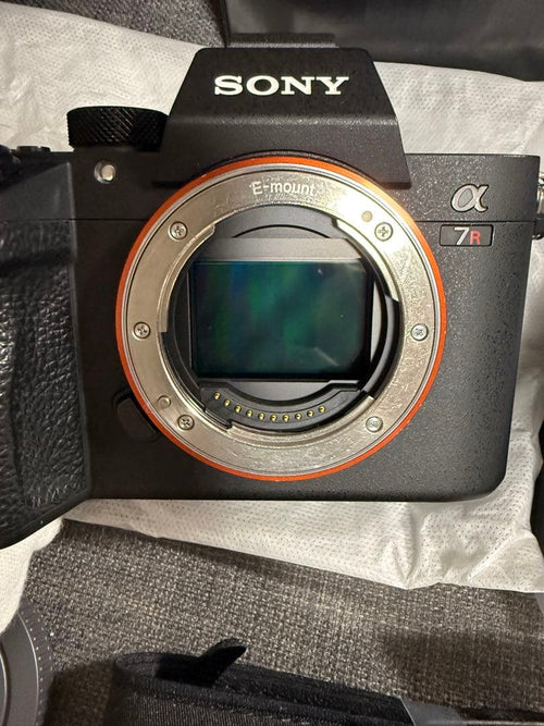 Sony Mirrorless Interchangeable Lens Cameras 7Riii Ilce-7Rm