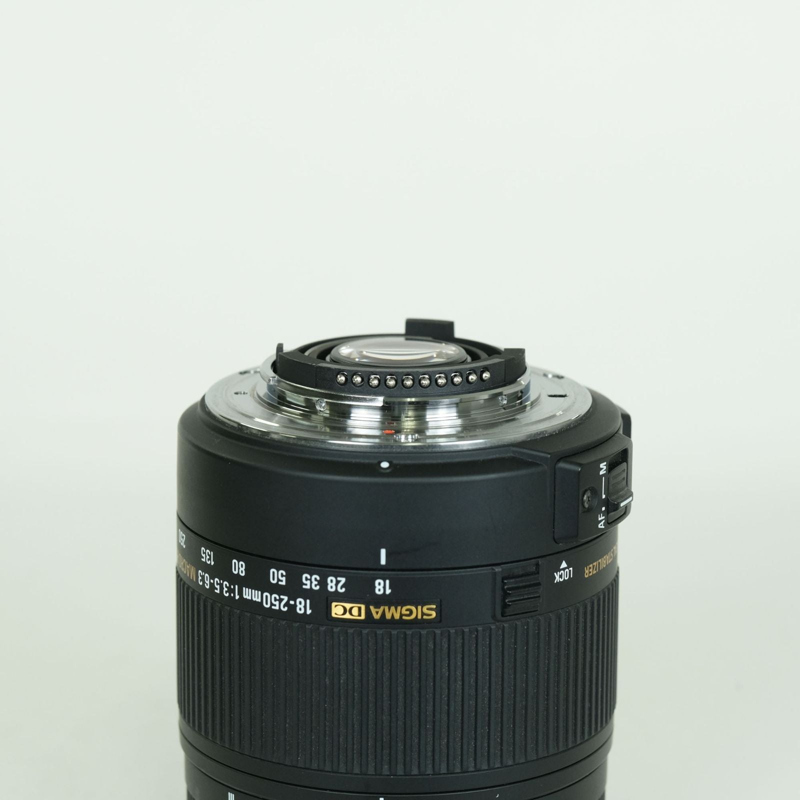 Sigma Lens (Zoom) 18-250Mm F3.5-6.3 Dc Macro Os Hsm F