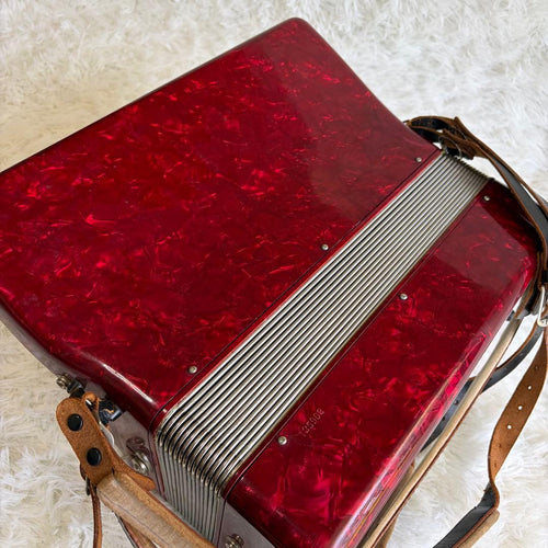 Yamaha Accordions S-32 32