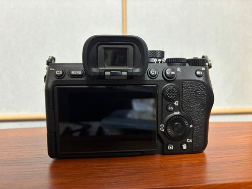 Mirrorless Interchangeable Lens Cameras Sony 7Iv