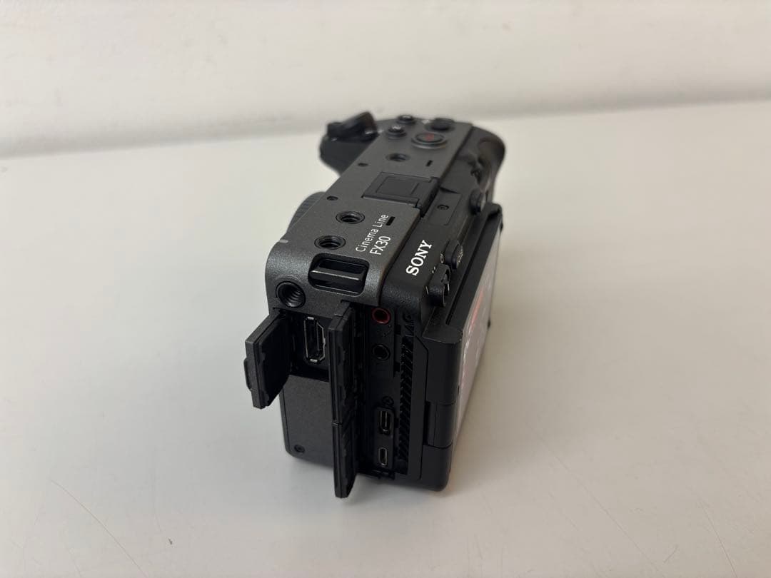 Sony Video Cameras Fx30 (Np-Fz100 2 Bc-Zd1