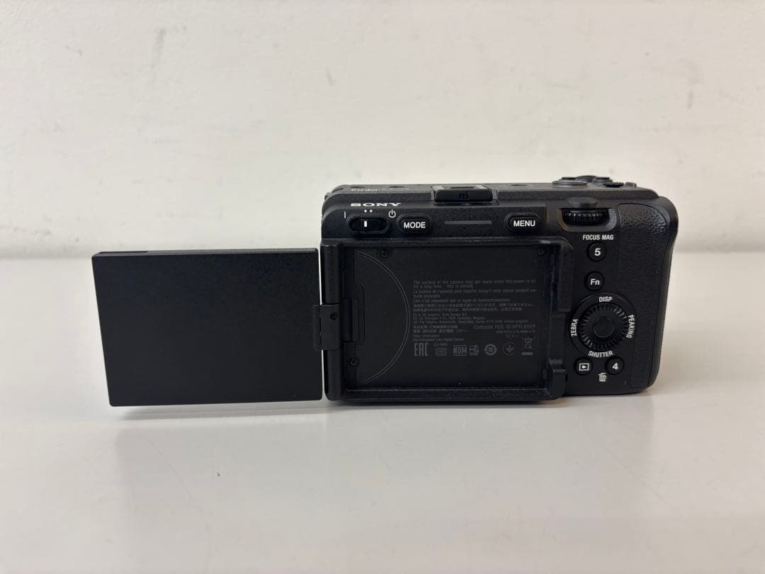 Sony Video Cameras Fx30 (Np-Fz100 2 Bc-Zd1