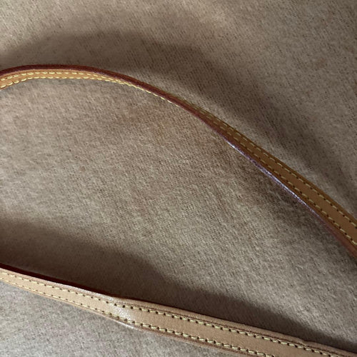 Louis Vuitton Shoulder Bags Gm