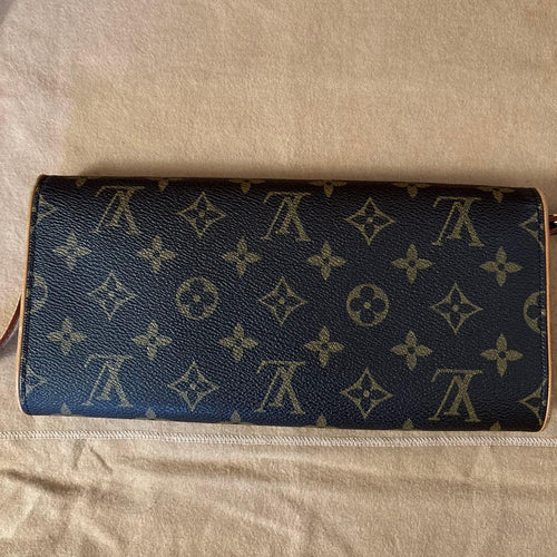 Louis Vuitton Shoulder Bags Gm