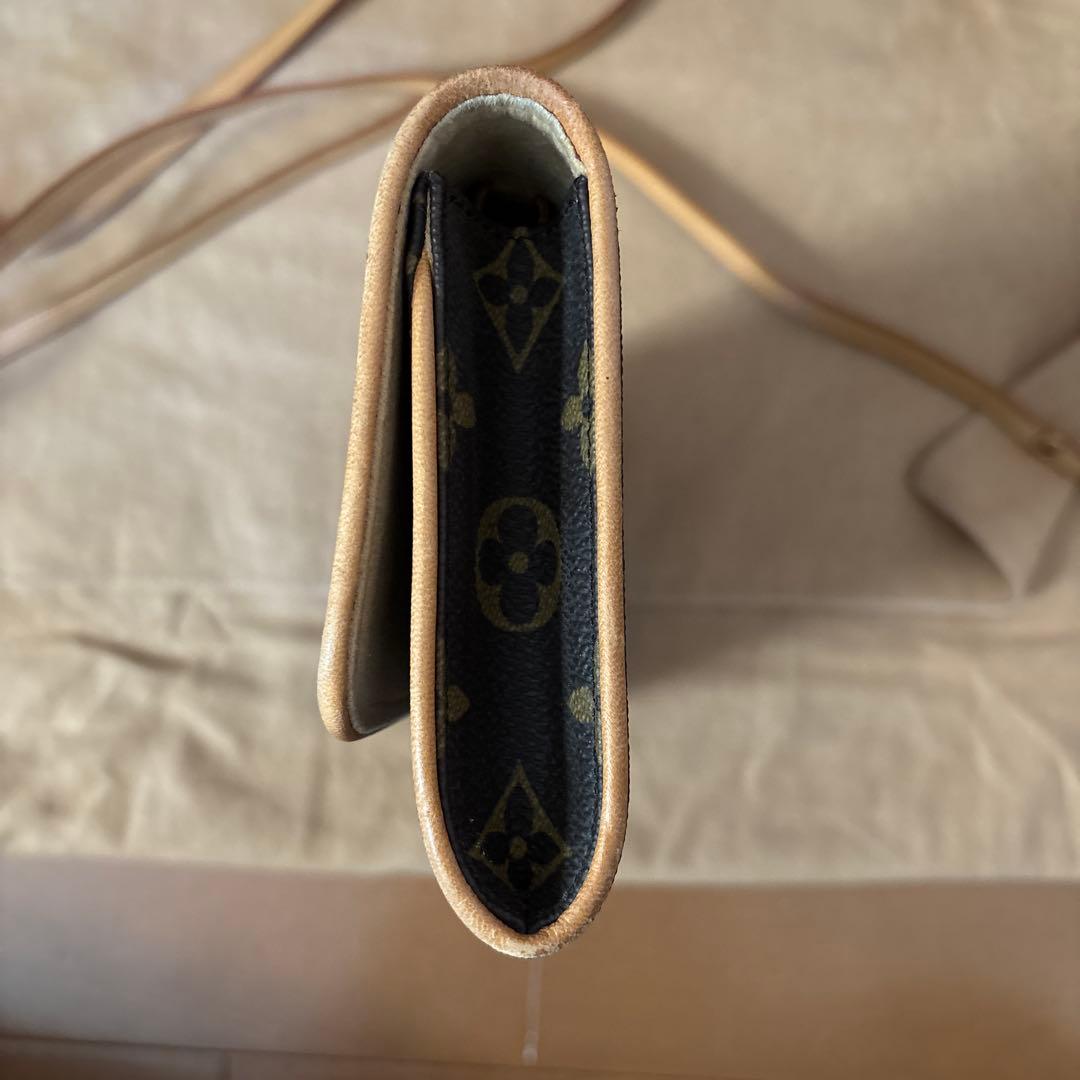 Louis Vuitton Shoulder Bags Gm
