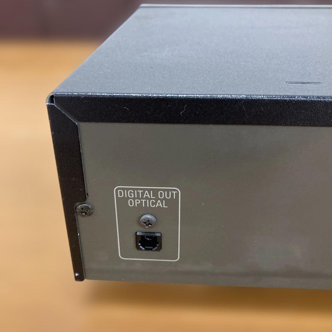 Denon Cd Sacd Players 686 Dcd-755