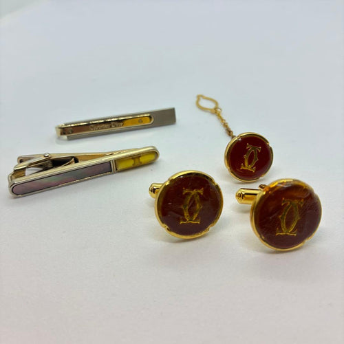 Cufflinks