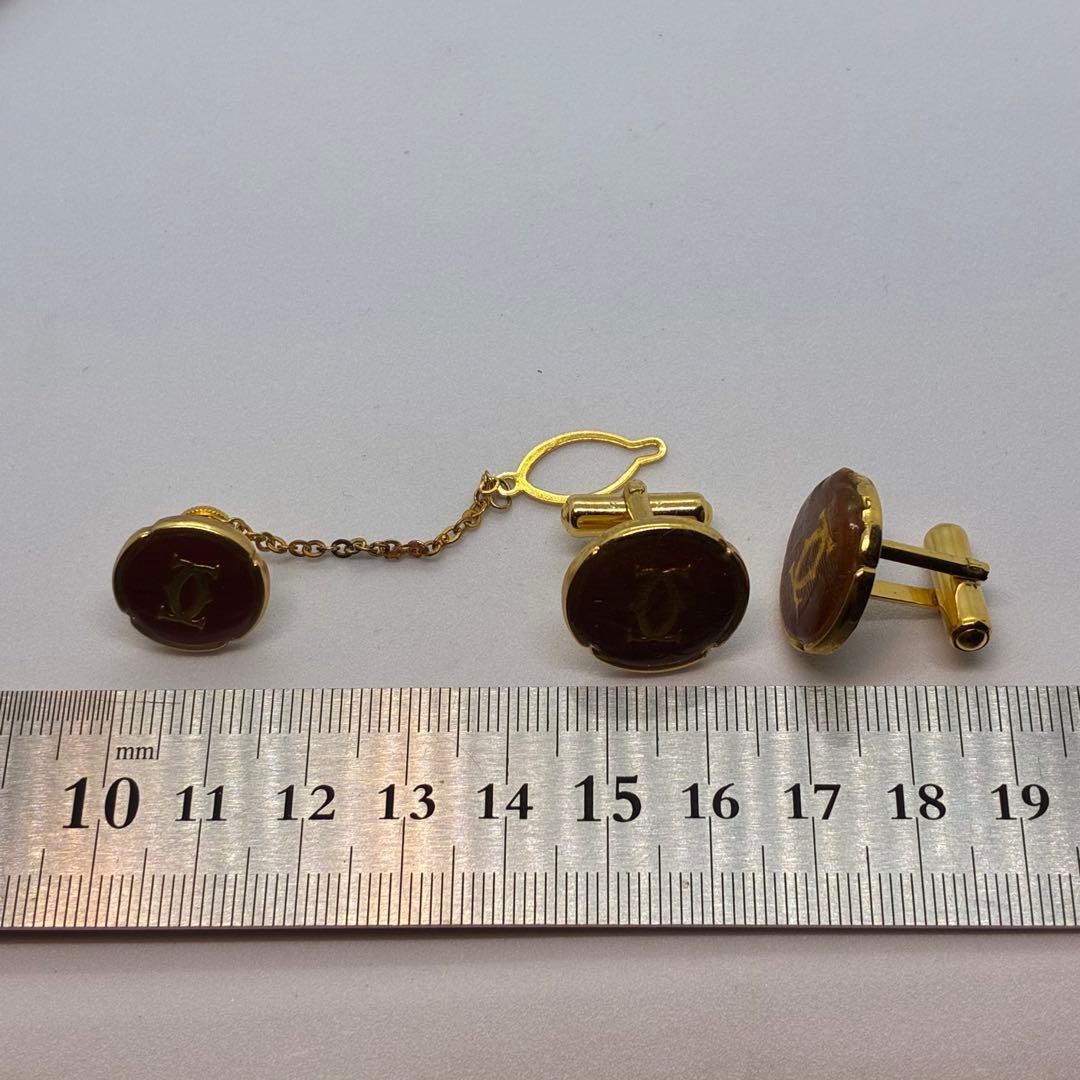 Cufflinks