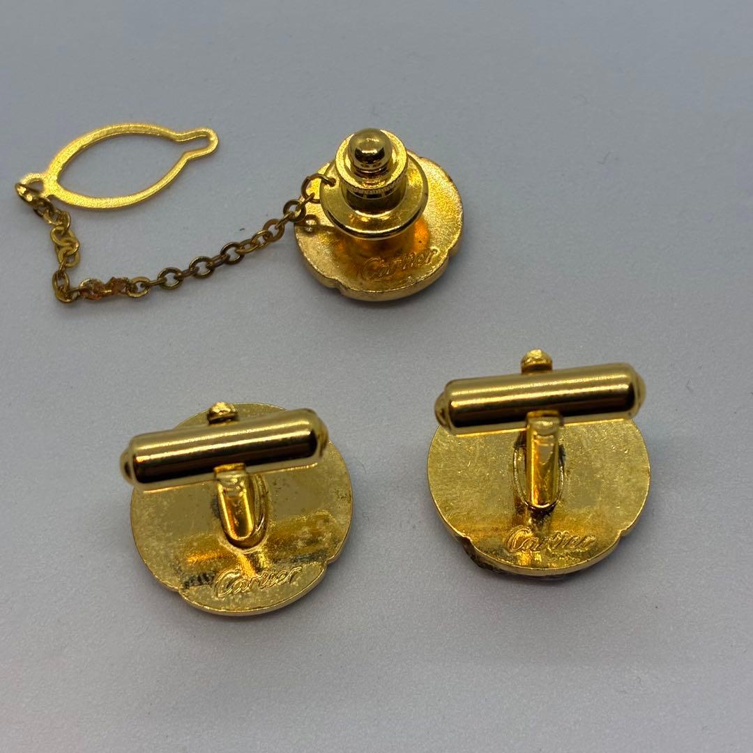 Cufflinks