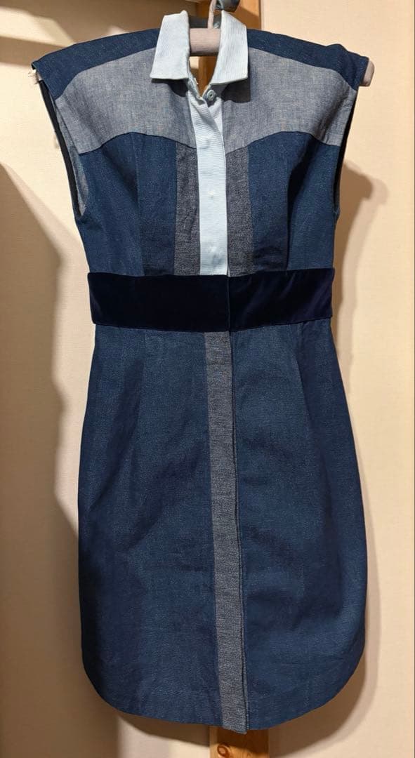 Miu Sleeveless