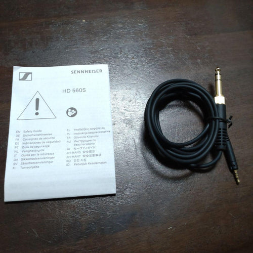 Sennheiser Wired Headphone Hd 560S