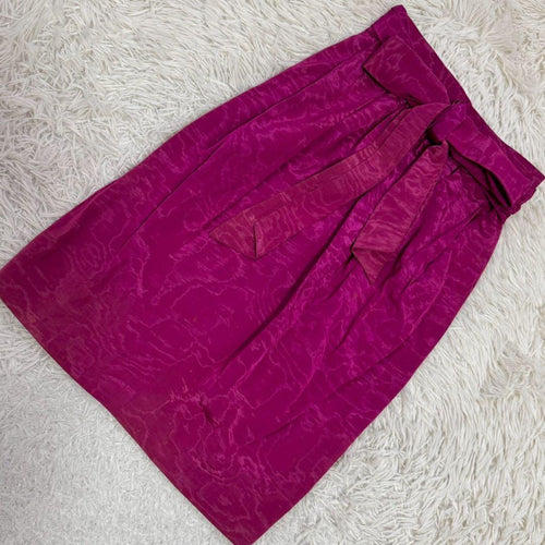 Yves Saint Laurent Pencil Skirts M