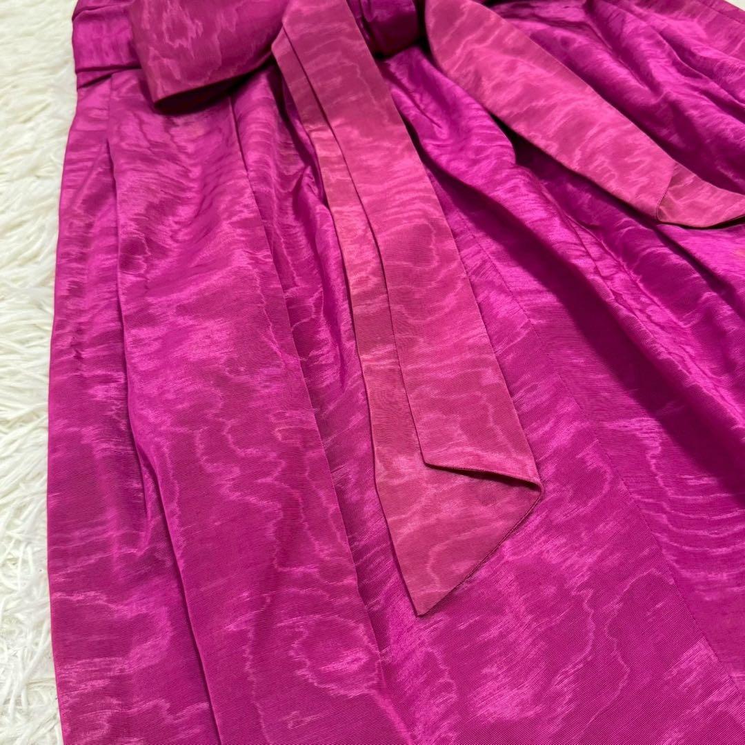 Yves Saint Laurent Pencil Skirts M