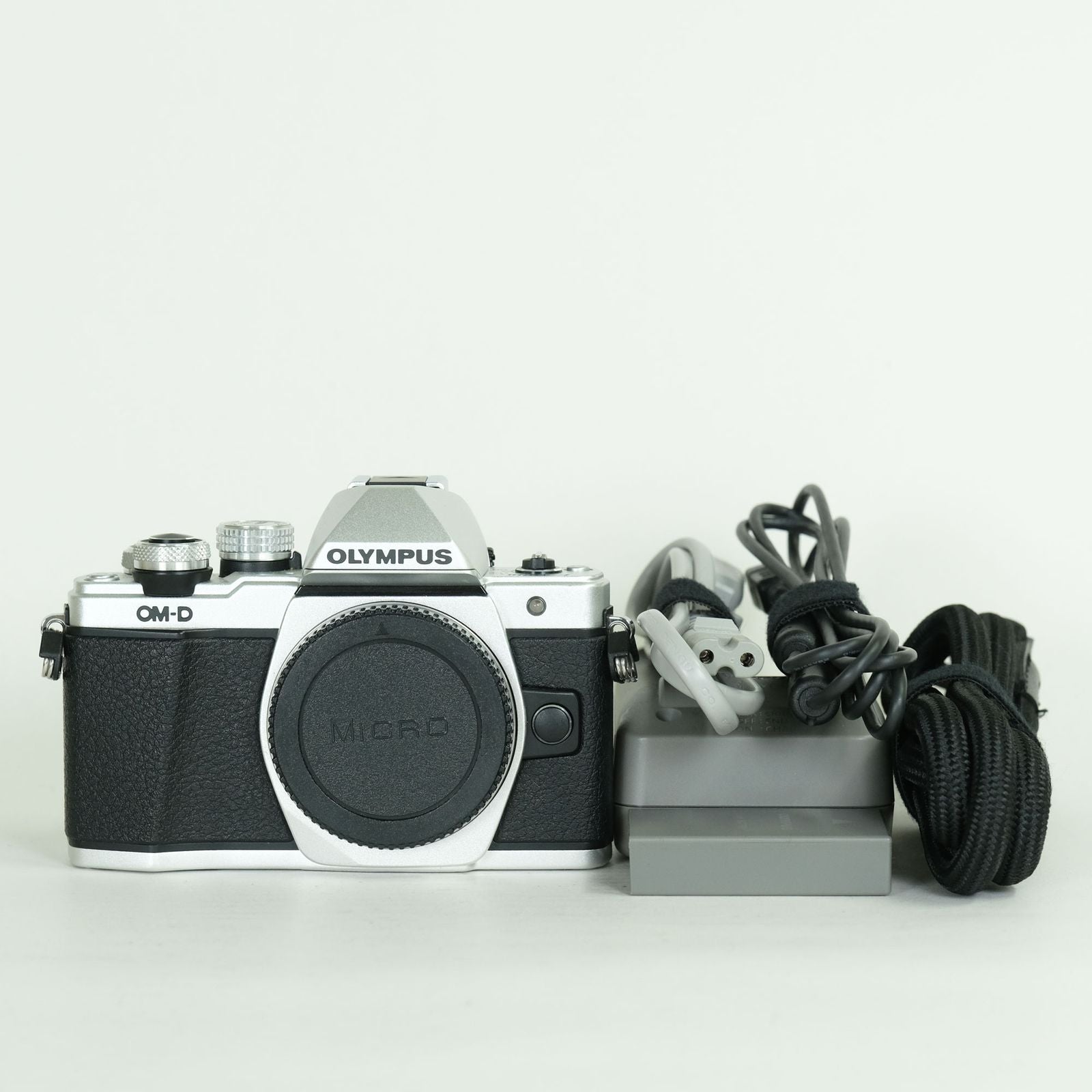 Olympus Mirrorless Interchangeable Lips 3,540 Om-D E-M10 Mark Ii