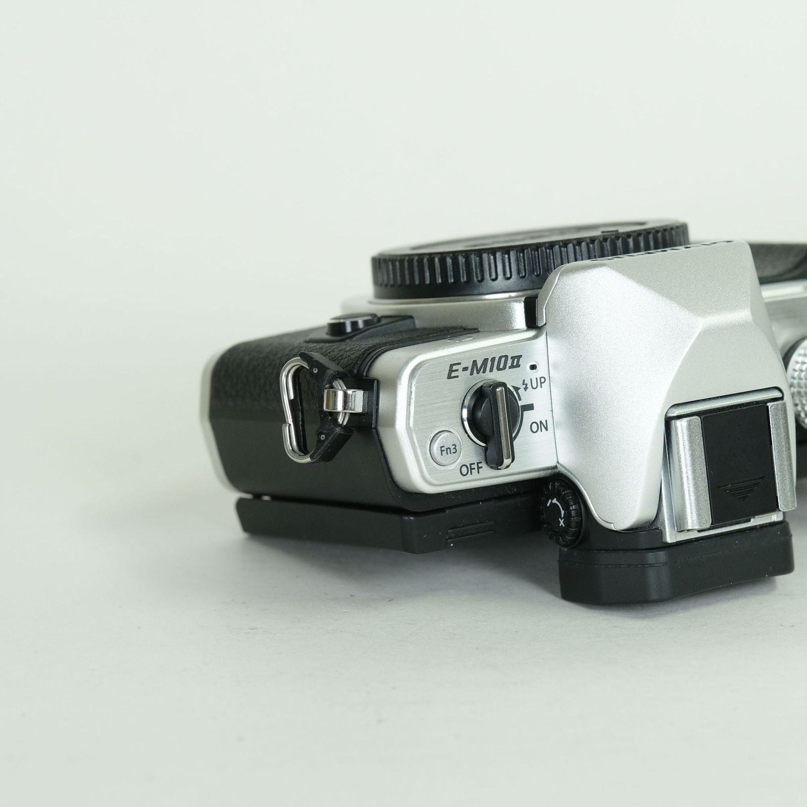 Olympus Mirrorless Interchangeable Lips 3,540 Om-D E-M10 Mark Ii