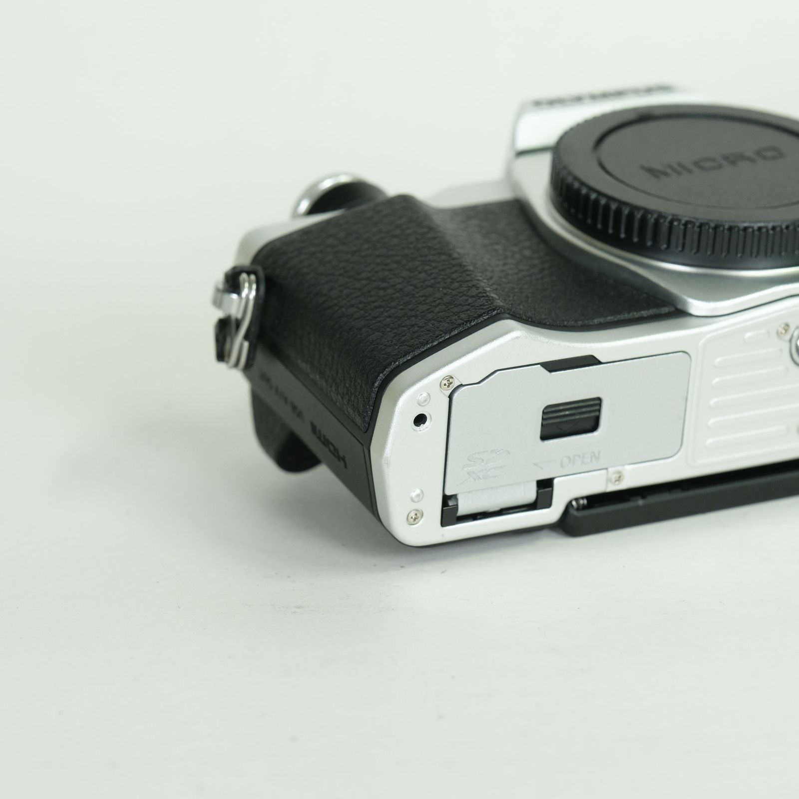 Olympus Mirrorless Interchangeable Lips 3,540 Om-D E-M10 Mark Ii