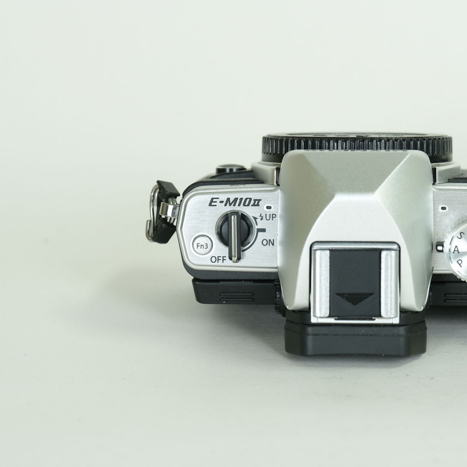 Olympus Mirrorless Interchangeable Lips 3,540 Om-D E-M10 Mark Ii
