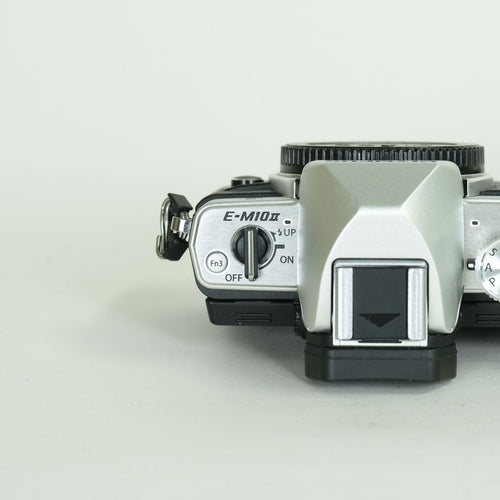 Olympus Mirrorless Interchangeable Lips 3,540 Om-D E-M10 Mark Ii