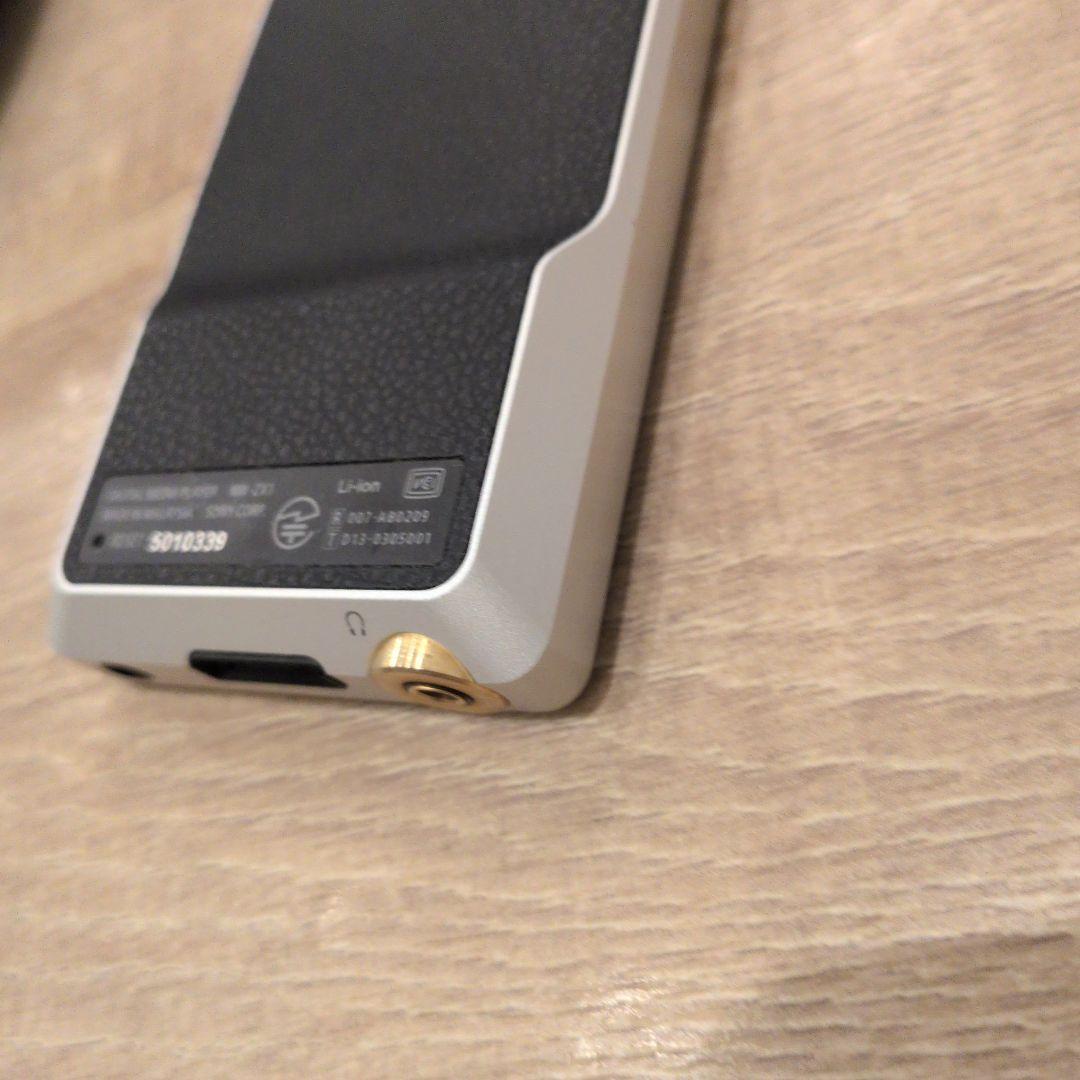 Sony Digital Audio Players Walkman Nw-Zx1