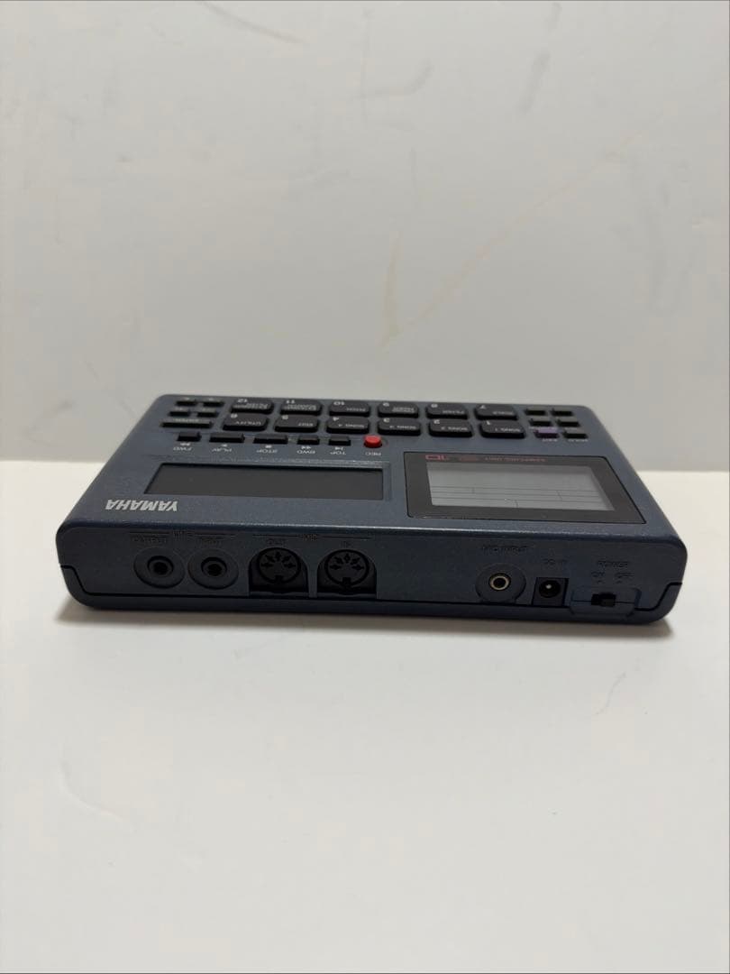 Samplers Yamaha Su10