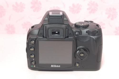 Canon Digital Slrs Nikon D40