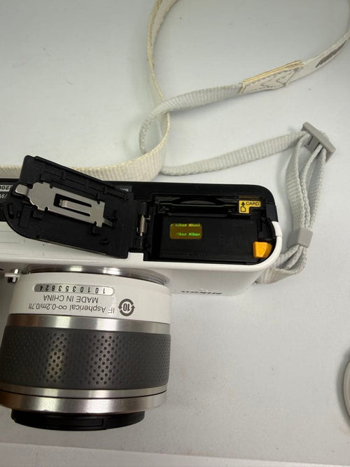 Nikon Compact Digital Camera 1 J2 Nikkor 10-30Mm