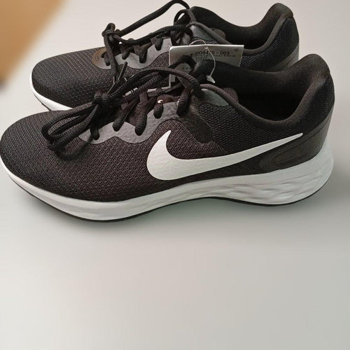 Nike Sneakers Revolution 6 Nn 4E
