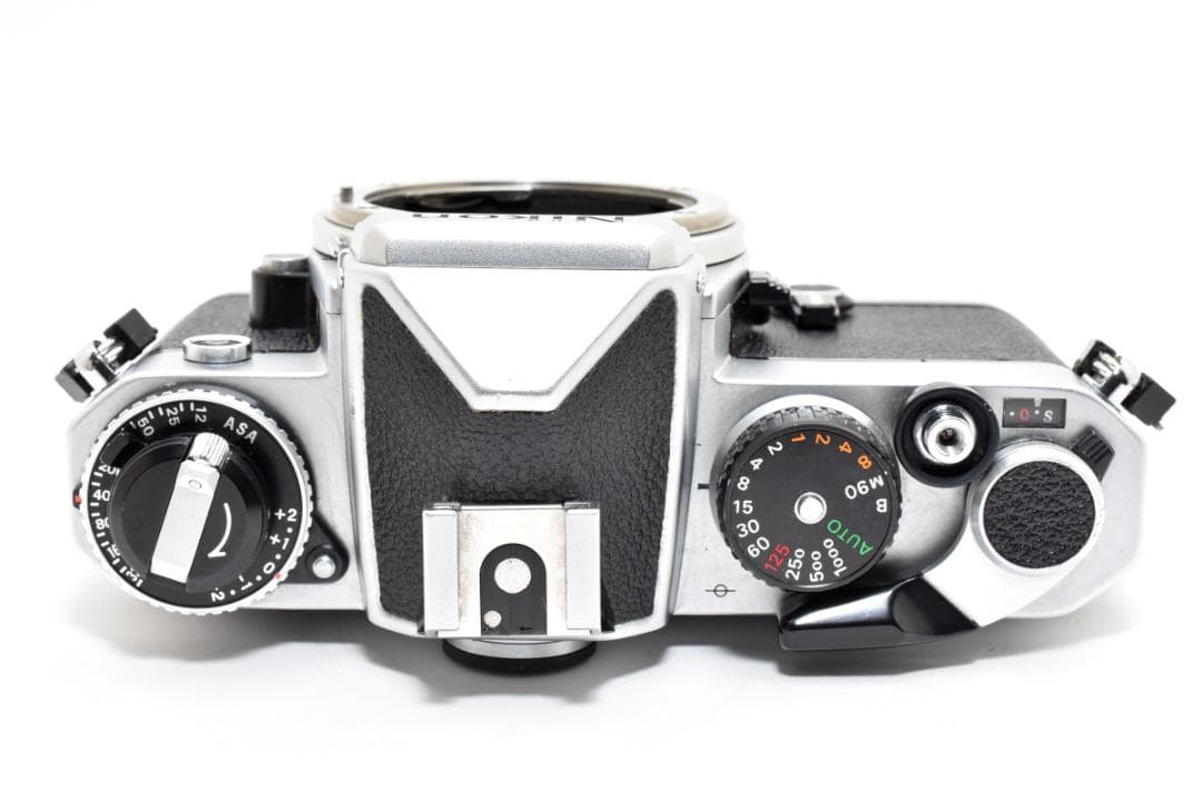 Nikon Slr Camera (Film) Fe H254