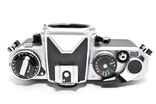 Nikon Slr Camera (Film) Fe H254