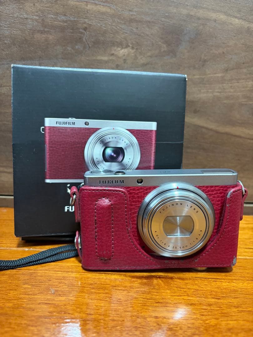 Fujifilm Others Xf1 Red