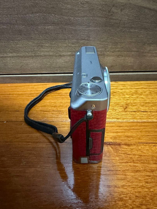 Fujifilm Others Xf1 Red