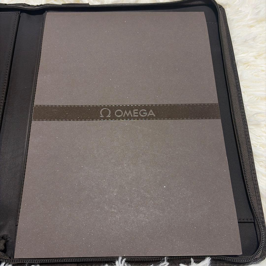Omega Other A4