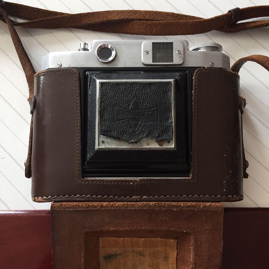 Mamiya Large -Size Medium Format Camera (Film) Mamiya-6